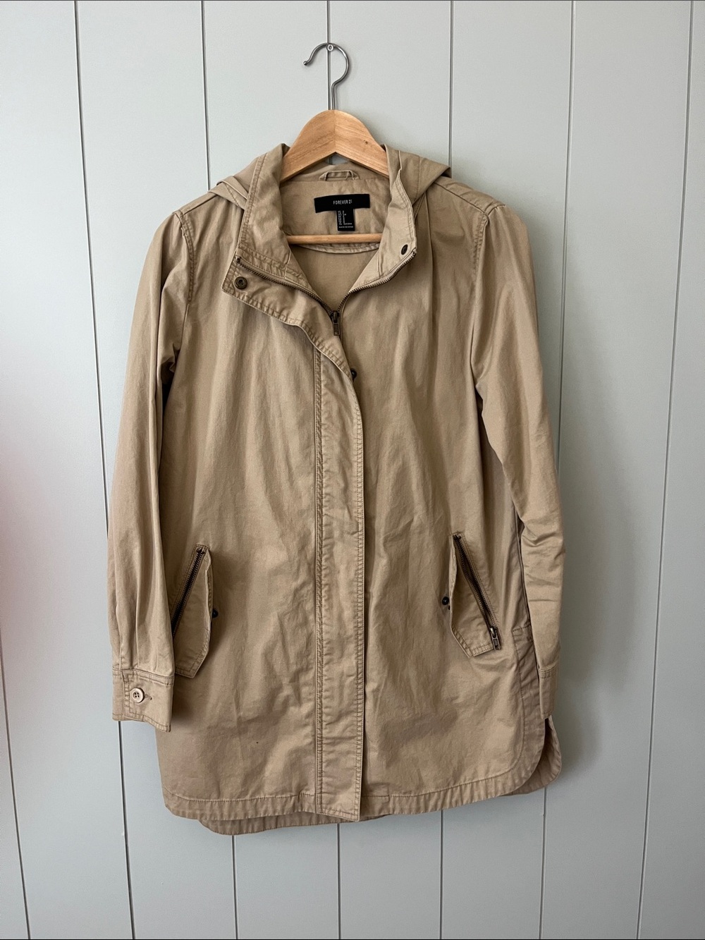 Forever 21 Lightweight Hooded Trench Coat in Beige